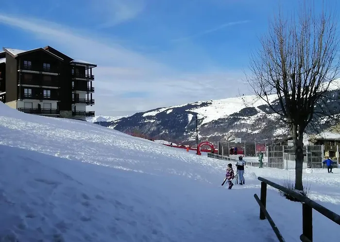 아파트 Proche Telecabines Avec Banquette Lit Et Casier A Skis - Fr-1-181-2548 *