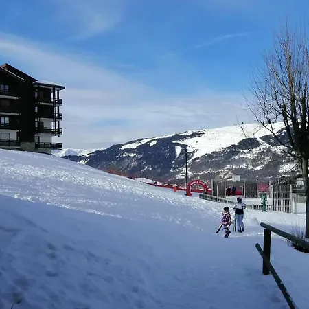 Appartement Fonctionnel Près Des Pistes Avec Parking Gratuit - Fr-1-181-2548 *